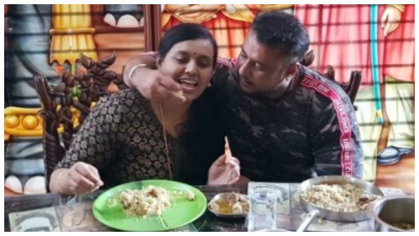 ದರ್ಶನ್ ಜೊತೆಗೆ ಊಟ ಮಾಡುತ್ತಿರುವ ಯುವತಿ ಯಾರು?