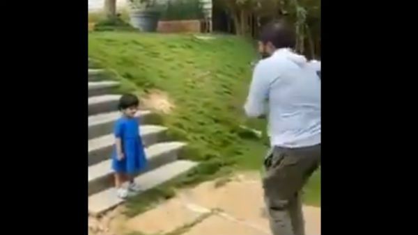 ಪುಟಾಣಿ ಮಗು ಜೊತೆ ಅಪ್ಪು ಡ್ಯಾನ್ಸ್: ವೈರಲ್ ಆಯ್ತು ಮುದ್ದಾದ ವಿಡಿಯೋ