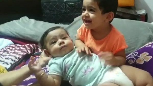 ತಮ್ಮನನ್ನು ಎಷ್ಟು ಮುದ್ದಿಸುತ್ತಾಳೆ ಐರಾ...: ಮುದ ನೀಡುವ ಮುದ್ದಾದ ವಿಡಿಯೋ