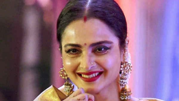 ಬಾಲಿವುಡ್‌ನ ಹಿರಿಯ ನಟಿ ರೇಖಾ 'ಸೀ ಸ್ಪ್ರಿಂಗ್ಸ್' ಬಂಗಲೆ ಸೀಲ್ ಡೌನ್