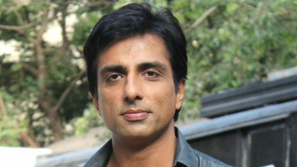 ಸಹಾಯ ಕೋರಿ ಬರ್ತಿರುವ ಸಂದೇಶಗಳ ಸಂಖ್ಯೆ ರಿವೀಲ್ ಮಾಡಿ, ಕ್ಷಮೆ ಕೇಳಿದ ಸೋನು ಸೂದ್