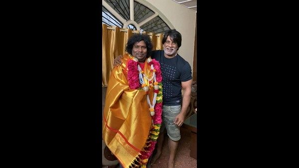 ತಮಿಳು ನಟ ಯೋಗಿಬಾಬು ಸರಳತೆಗೆ ದುನಿಯಾ ವಿಜಯ್ ಫಿದಾ