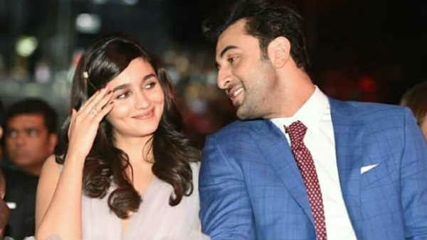 ರಣಬೀರ್ ಕಪೂರ್-ಆಲಿಯಾ ಭಟ್ ಮದುವೆ ಮುಂದೂಡಿಕೆ: ಕಾರಣವೇನು?