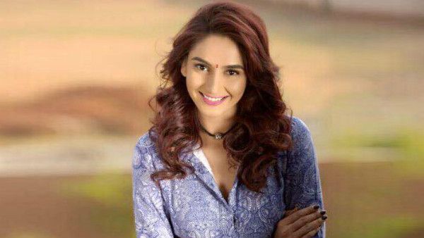 ಚಿತ್ರರಂಗಕ್ಕೆ ಡ್ರಗ್ಸ್ ನಂಟು: ನಟಿ ರಾಗಿಣಿಗೆ ಸಿಸಿಬಿ ನೊಟೀಸ್