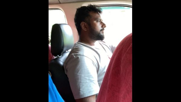 ಡಿ-ಬಾಸ್ ಸ್ಟೈಲ್‌ನಲ್ಲಿ ಸ್ಟಾರ್ ನಿರ್ದೇಶಕ: ಫಟ್ ಅಂತ ನೋಡಿದ್ರೆ ಗೊತ್ತೇ ಆಗಲ್ಲ