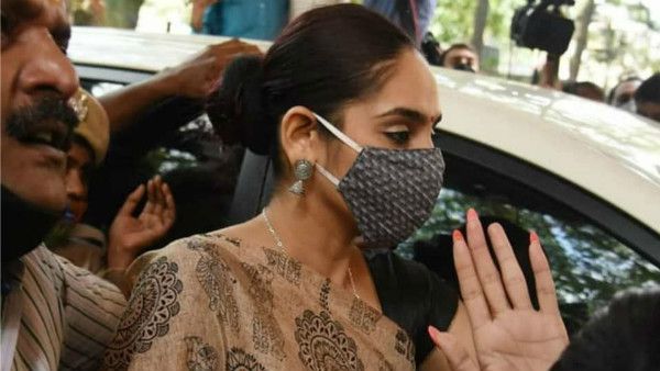 ರಾಗಿಣಿ ಅರೆಸ್ಟ್: ಬೆಳಗ್ಗೆಯಿಂದ ಇಲ್ಲಿಯವರೆಗೂ ನಡೆದಿದ್ದೇನು? ಸಂಪೂರ್ಣ ವಿವರ