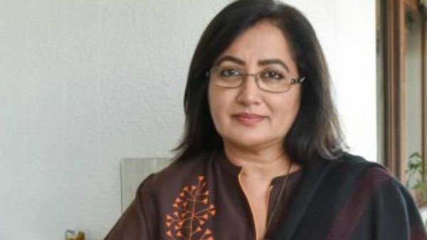 ಸಂಸತ್‌ನಲ್ಲಿ ಹಿಂದಿ ಹೇರಿಕೆ ಖಂಡಿಸಿದ ಸುಮಲತಾಗೆ ಭಾರಿ ಬೆಂಬಲ