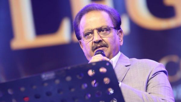 ಸಕಲ ಸರ್ಕಾರಿ ಗೌರವದೊಂದಿಗೆ, ಬ್ರಾಹ್ಮಣ ಸಂಪ್ರದಾಯದಂತೆ ಎಸ್ ಪಿ ಬಿ ಅಂತ್ಯಕ್ರಿಯೆ