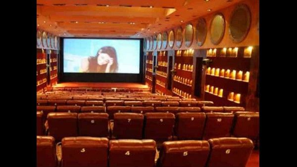 ಇವತ್ತಿನಿಂದ ಚಿತ್ರಮಂದಿರಗಳು ರೀ-ಓಪನ್: ಸಿನಿಮಾ ಪ್ರದರ್ಶನಕ್ಕೆ ಸಜ್ಜಾದ ಥಿಯೇಟರ್ ಗಳು