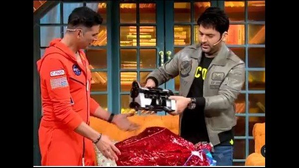 ಅಕ್ಷಯ್ ಕುಮಾರ್ ಗೆ 'ದುಡ್ಡು ಎಣಿಸುವ ಯಂತ್ರ' ಗಿಫ್ಟ್ ಕೊಟ್ಟಿದ್ದೇಕೆ ಕಪಿಲ್ ಶರ್ಮಾ?