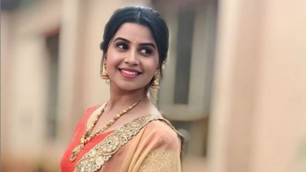 ಅನುಶ್ರೀ ಬಂಧನಕ್ಕೆ 'ಪ್ರಭಾವಿ' ವ್ಯಕ್ತಿ ಅಡ್ಡಗಾಲು, ಸಂಬರ್ಗಿ ಹೇಳಿದ ಆ 'ಶುಗರ್ ಡ್ಯಾಡಿ' ಯಾರು?