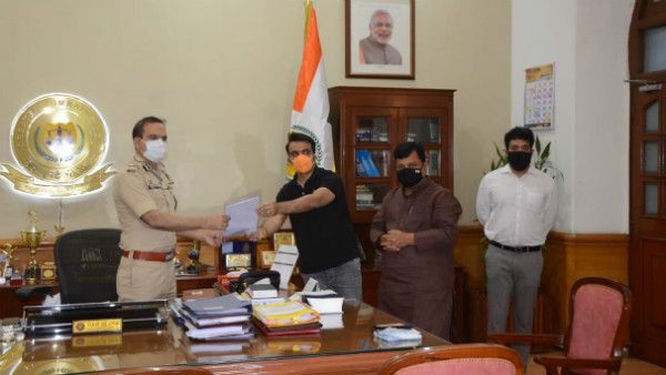 'ಸುಶಾಂತ್ ಸಿಂಗ್ ಸಾವಿಗೆ ನಿಮ್ಮವಂತವರೇ ಕಾರಣ': ಮೋದಿ ಚಿತ್ರದ ನಿರ್ಮಾಪಕನಿಗೆ ಬೆದರಿಕೆ