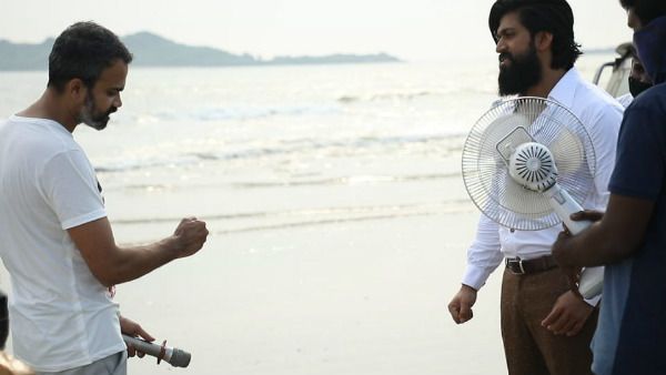 'ಕೆಜಿಎಫ್-2' ಸಿನಿಮಾದ ಬಗ್ಗೆ ಅಪ್ ಡೇಟ್ ನೀಡಿದ ಪ್ರಶಾಂತ್ ನೀಲ್: ಉಡುಪಿ ಬಳಿಕ ಎಲ್ಲಿ ನಡೆಯಲಿದೆ ಚಿತ್ರೀಕರಣ?