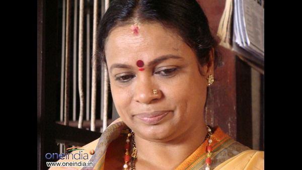 ಮಾಜಿ ಸಚಿವೆ, ನಟಿ ಉಮಾಶ್ರೀ ಮನೆಯಲ್ಲಿ ಕಳ್ಳತನ