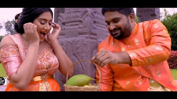 ನೀ ಆಗಮಿಸು ಕಾಯುತ್ತಿದೆ ನನ್ನ ತೋಳು; ಮುದ್ದು ಮಗುಗೆ ಪವನ್ ಒಡೆಯರ್ ಸಾಂಗ್