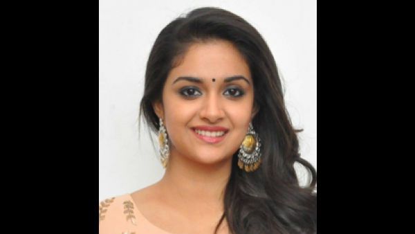 ವಿಡಿಯೋ: ನಿರ್ದೇಶಕನಿಗೆ ಓಡಾಡಿಸಿ ಹೊಡೆದ ನಟಿ ಕೀರ್ತಿ ಸುರೇಶ್