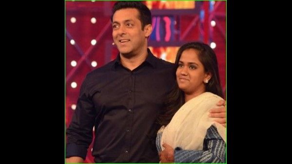 ವಿಡಿಯೋ: ರೆಸ್ಟೊರೆಂಟ್‌ನಲ್ಲಿ ತಟ್ಟೆಗಳನ್ನು ಒಡೆದ ಸಲ್ಮಾನ್ ಖಾನ್ ಸಹೋದರಿ