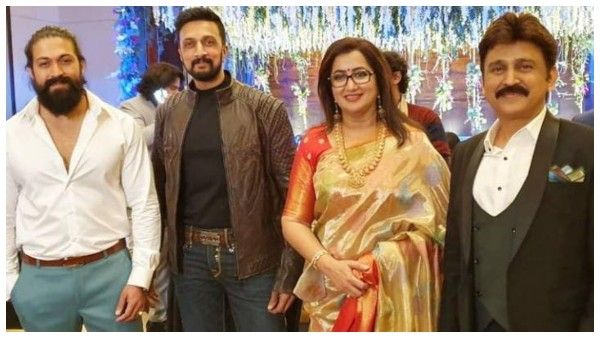 ರಮೇಶ್ ಅರವಿಂದ್ ಮಗಳ ಮದುವೆ ಆರತಕ್ಷತೆಯಲ್ಲಿ ಯಶ್, ಸುದೀಪ್ ಸುಮಲತಾ; ಫೋಟೋ ವೈರಲ್