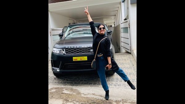 ಹೊಸ ವರ್ಷಕ್ಕೆ ಹೊಸ ಕಾರು ಖರೀದಿಸಿದ ರಶ್ಮಿಕಾ ಮಂದಣ್ಣ