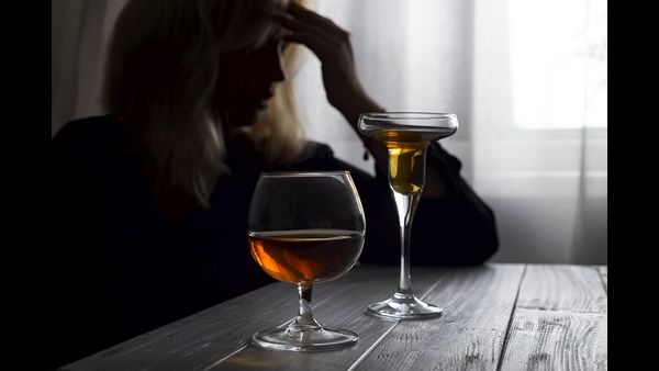 16 ರ ವಯಸ್ಸಿಂದ ಮದ್ಯ ವ್ಯಸನಿಯಾಗಿದ್ದ ನಟಿ ಕುಡಿತ ಬಿಟ್ಟ ಕತೆ ಹಂಚಿಕೊಂಡಿದ್ದಾರೆ