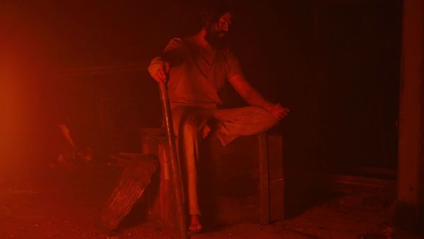 ಕೆಜಿಎಫ್ ಟೀಸರ್‌ಗೂ ಮೊದಲೇ ಕುತೂಹಲ ಹೆಚ್ಚಿಸಿದ ಪ್ರಶಾಂತ್ ನೀಲ್