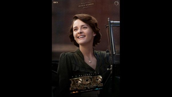 ರಾಜಮೌಳಿ 'RRR' ಸಿನಿಮಾದ ಲಂಡನ್ ಸುಂದರಿಗೆ ಹುಟ್ಟುಹಬ್ಬದ ಸಂಭ್ರಮ; ಫಸ್ಟ್ ಲುಕ್ ರಿಲೀಸ್