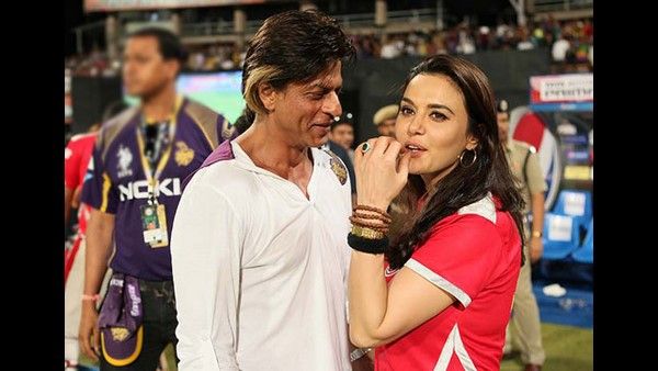 ಶಾರುಖ್ ಖಾನ್ ಅನ್ನು ಖರೀದಿಸಿದ ಪ್ರೀತಿ ಜಿಂಟಾ ಖುಷಿಗೆ ಪಾರವಿಲ್ಲ!