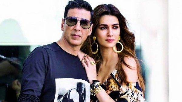 ಅಕ್ಷಯ್‌ ಕುಮಾರ್‌ಗೆ ಮೋಹಕ ಫೋಸ್ ನೀಡಿದ ಕೃತಿ ಸೆನನ್