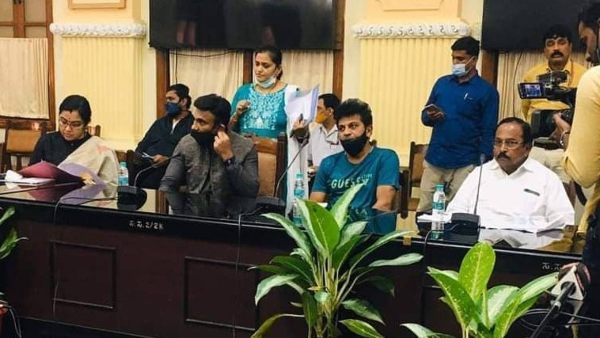 Breaking: ಚಿತ್ರರಂಗದ ಒತ್ತಡಕ್ಕೆ ಮಣಿದ ಸರ್ಕಾರ, 100% ಸೀಟ್‌ ಭರ್ತಿಗೆ ಒಪ್ಪಿಗೆ