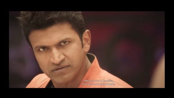 ಯುವರತ್ನ ಟ್ರೈಲರ್: ಅಪ್ಪು ಜಬರ್‌ದಸ್ತ್ ಡೈಲಾಗ್‌ಗೆ ಉಘೆ ಎಂದ ಫ್ಯಾನ್ಸ್