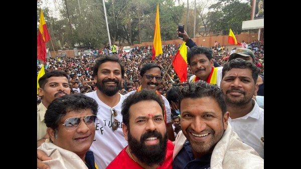 ಬೆಳಗಾವಿಯಲ್ಲಿ ಪುನೀತ್: ಅದ್ದೂರಿಯಾಗಿ ಸ್ವಾಗತಿಸಿದ ಅಭಿಮಾನಿಗಳು