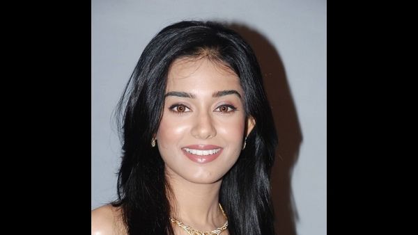 ವಯಸ್ಸಾಗಿದ್ದರು ಕಿರಿಯ ನಟಿಯರೊಂದಿಗೆ ರೊಮ್ಯಾನ್ಸ್ ಮಾಡ್ತಾರೆ: ಅಮೃತಾ ರಾವ್