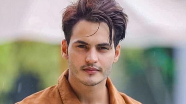 ಅಸಭ್ಯ ವಿಡಿಯೋ ಕಳಿಸಲು ಹೇಳಿದ ನಿರ್ದೇಶಕ: ಸಿಡಿದೆದ್ದ ನಟಿಯ ಅಣ್ಣ