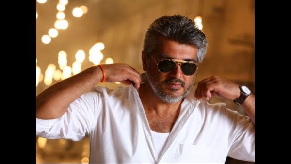 ಅಜಿತ್ ಅಭಿಮಾನಿಗಳ ಬೇಡಿಕೆ; ಭಾರತ-ನ್ಯೂಜಿಲ್ಯಾಂಡ್ ಪಂದ್ಯದ ವೇಳೆ ಗಮನ ಸೆಳೆದ ಫ್ಯಾನ್