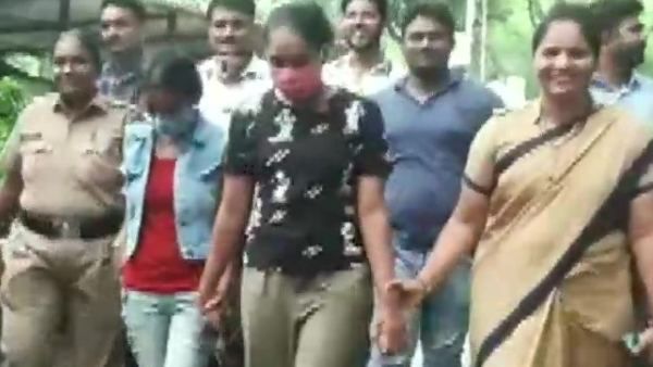 ಲಾಕ್‌ಡೌನ್ ವೇಳೆ ಕಳ್ಳತನ ಮಾಡಿ ಸಿಕ್ಕಿಬಿದ್ದ ನಟಿಯರು ಅರೆಸ್ಟ್