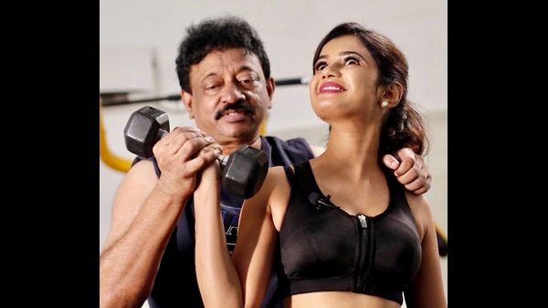 ರಾಮ್‌ ಗೋಪಾಲ್ ವರ್ಮಾ 'naughty' ಸಂದರ್ಶನ: ಯುವತಿ ಜೊತೆ ಏನೇನೋ ಮಾತು