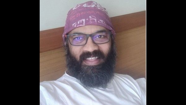 'ಆ ಜಮೀರ್ ಅಹ್ಮದ್‌ ಓಕೆ, ಯಡಿಯೂರಪ್ಪ ನೀನು ಸಾಕಪ್ಪಾ': ಗುರುಪ್ರಸಾದ್ ವಾಗ್ದಾಳಿ