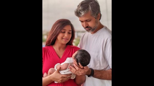 ಮುದ್ದು ಮಗನನ್ನು ಪರಿಚಯಿಸಿದ ಶ್ರೇಯಾ ಘೋಷಲ್: ಹೆಸರೇನು ಗೊತ್ತಾ?