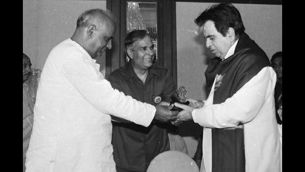 ದಿಲೀಪ್ ಕುಮಾರ್ ಗೆಳೆತನ ನೆನೆದ ದೇವೆಗೌಡರು