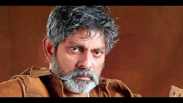 'ರಾಬರ್ಟ್' ವಿಲನ್ ಜಗಪತಿ ಬಾಬು ಸರಳತೆಗೆ ಸಾಕ್ಷಿ ಈ ಚಿತ್ರ