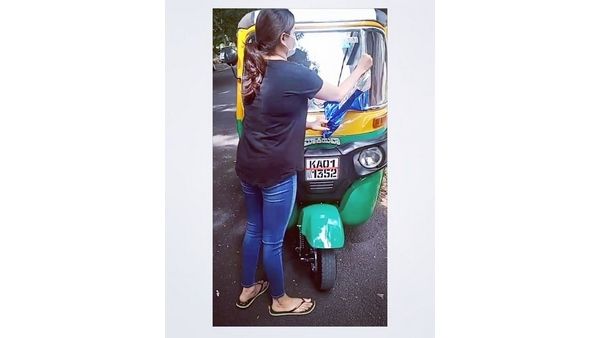 ಆಟೋ ಚಾಲಕರ ಡಾರ್ಲಿಂಗ್ 'ಡಿಂಪಲ್ ಕ್ವೀನ್' ರಚಿತಾ