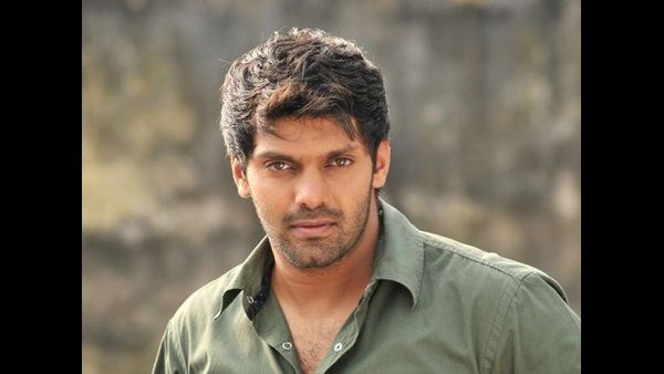 ಮದುವೆಯಾಗುವುದಾಗಿ ಯುವತಿಗೆ ವಂಚನೆ ಪ್ರಕರಣ: ವಿಚಾರಣೆಗೆ ಹಾಜರಾದ ನಟ ಆರ್ಯ