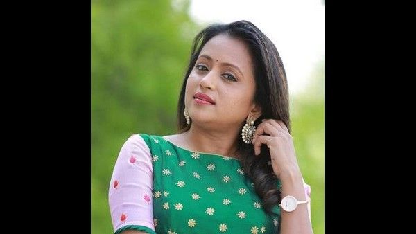 ಟಾಪ್ ನಿರೂಪಕಿ ಸುಮಾ ಒಂದು ಶೋಗೆ ಎಷ್ಟು ತೆಗೆದುಕೊಳ್ಳುತ್ತಾರೆ ಗೊತ್ತೆ?