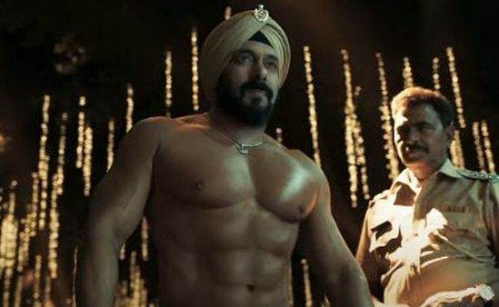 'ಅಂತಿಮ್' ಟ್ರೇಲರ್ ಬಿಡುಗಡೆ: ಸಲ್ಮಾನ್ ಖಾನ್ ಮೈಕಟ್ಟಿಗೆ ಫಿದಾ ಆದ ಅಭಿಮಾನಿಗಳು