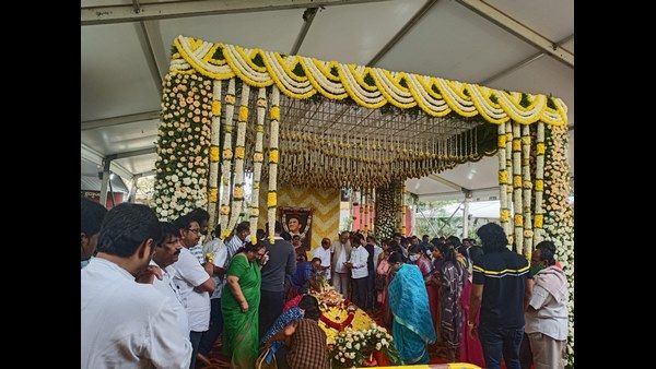 ಅಪ್ಪುಗೆ ಹಾಲು-ತುಪ್ಪ: ನೆಚ್ಚಿನ ಭಕ್ಷ ಭೋಜನ ನೈವೇದ್ಯ