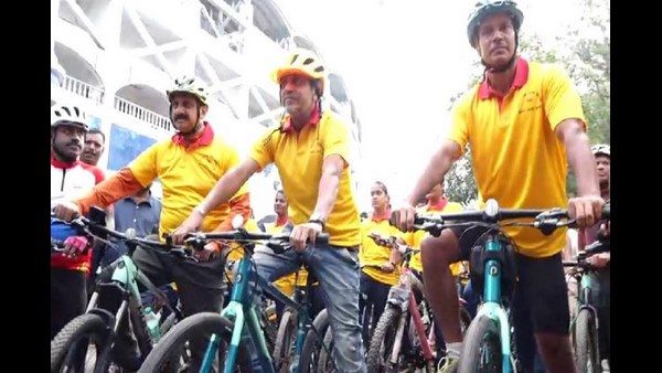 ಅಪ್ಪು ಸ್ಮರಣೆಯಲ್ಲಿ ಬೆಂಗಳೂರು ಪೊಲೀಸರಿಂದ ಸೈಕಲ್ ಜಾಥ