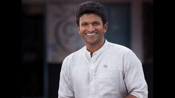 ಒಂದು ದಿನ ಮುನ್ನವೇ ಅಭಿಮಾನಿಗಳಿಂದ ಪುನೀತ್ ಪುಣ್ಯಸ್ಮರಣೆ: ಅನ್ನಸಂತರ್ಪಣೆ