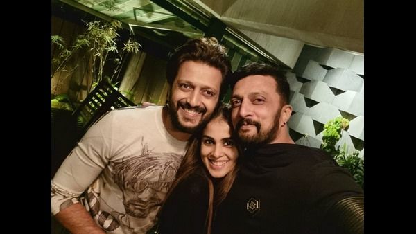 ರಿತೇಶ್- ಜೆನಿಲಿಯಾ ದಂಪತಿ ಇಂದ ಕಿಚ್ಚ ಸುದೀಪ್‌ಗೆ ವಿಶೇಷ ಉಡುಗೊರೆ!