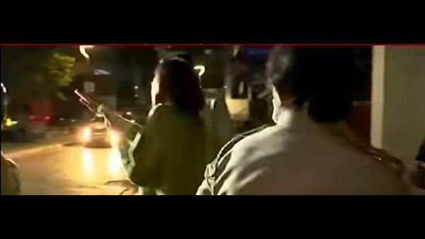 ನೈಟ್ ಕರ್ಪ್ಯೂ ರೂಲ್ಸ್ ಬ್ರೇಕ್: ಎಣ್ಣೆ ಏಟಿನಲ್ಲಿ ಬಿಗ್ ಬಾಸ್ ಖ್ಯಾತಿಯ ದಿವ್ಯ ಸುರೇಶ್ ರಂಪಾಟ