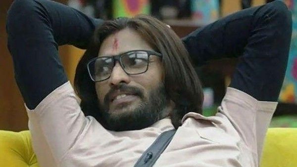 ಬಿಗ್‌ಬಾಸ್ ಮನೆಯಲ್ಲಿ ಆತ್ಮಹತ್ಯೆ ಮಾಡಿಕೊಳ್ಳುವುದಾಗಿ ಹೇಳಿದ ಸ್ಪರ್ಧಿ